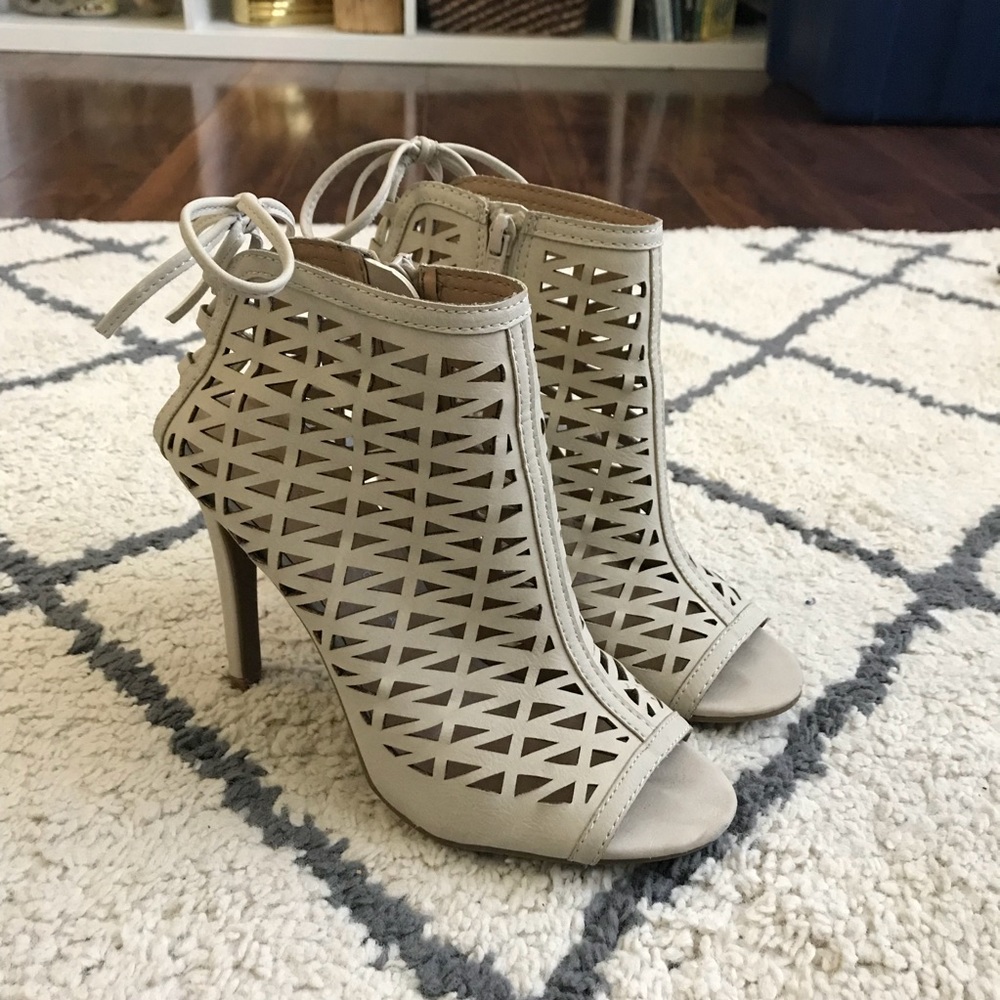 LC Lauren Conrad High Heels